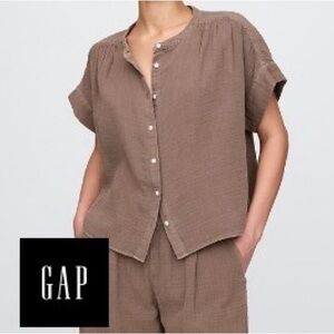GAP Arrow Brown Button-Front Women's Top